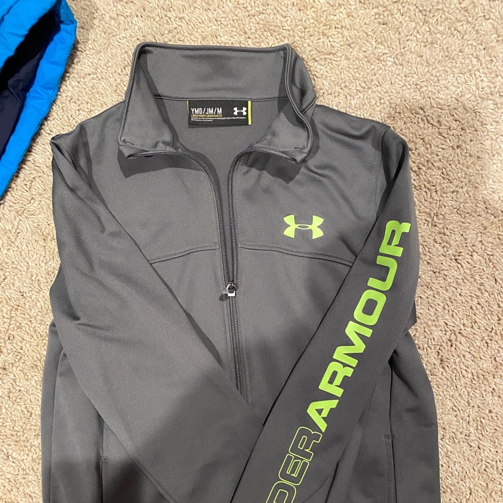 Under Armour, Boys Medium jacket